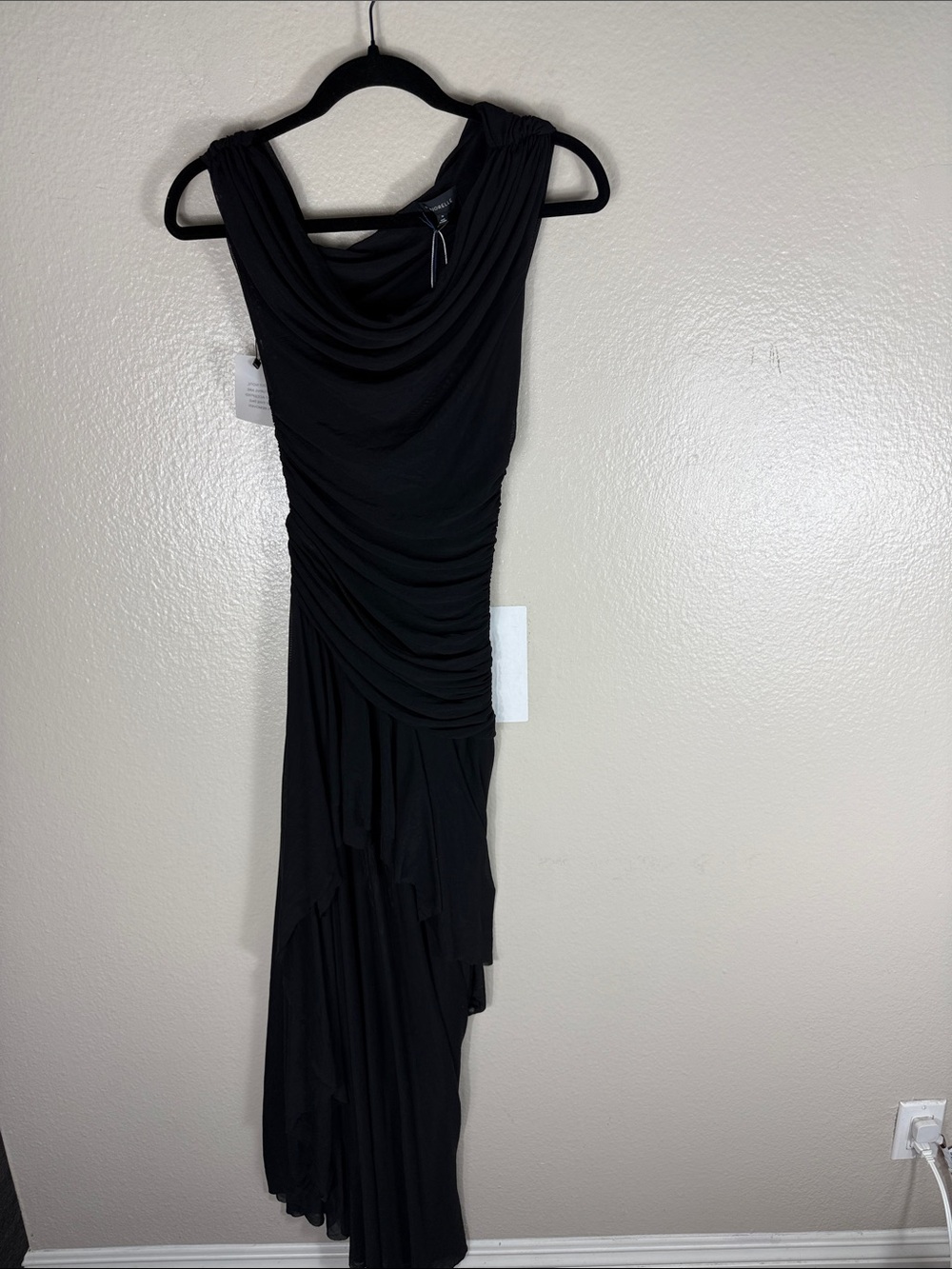 MAJORELLE Manon Dress in Black - Picture 4 of 9
